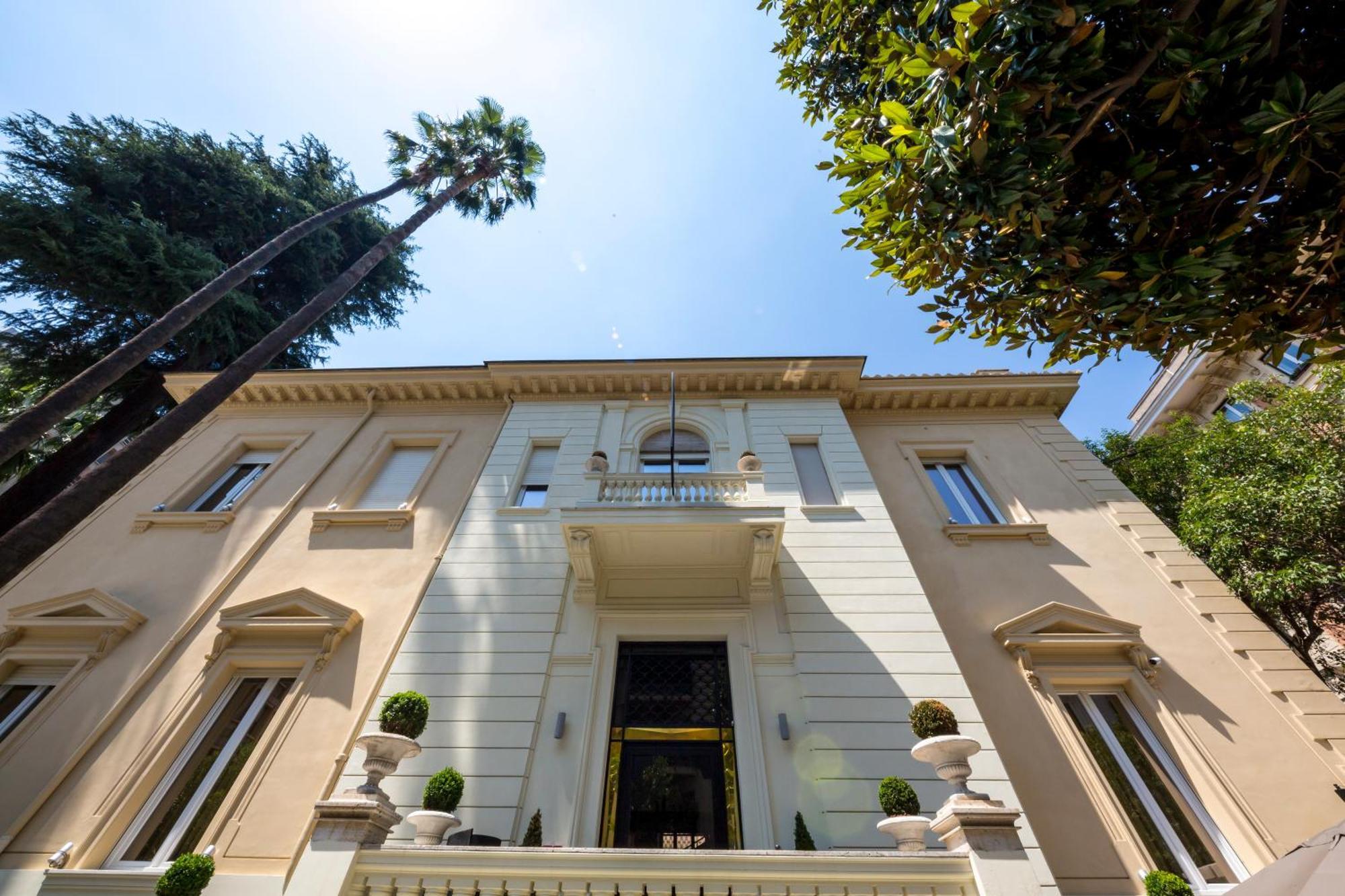 The H'All Tailor Suite Roma Eksteriør billede Villa Aurelia